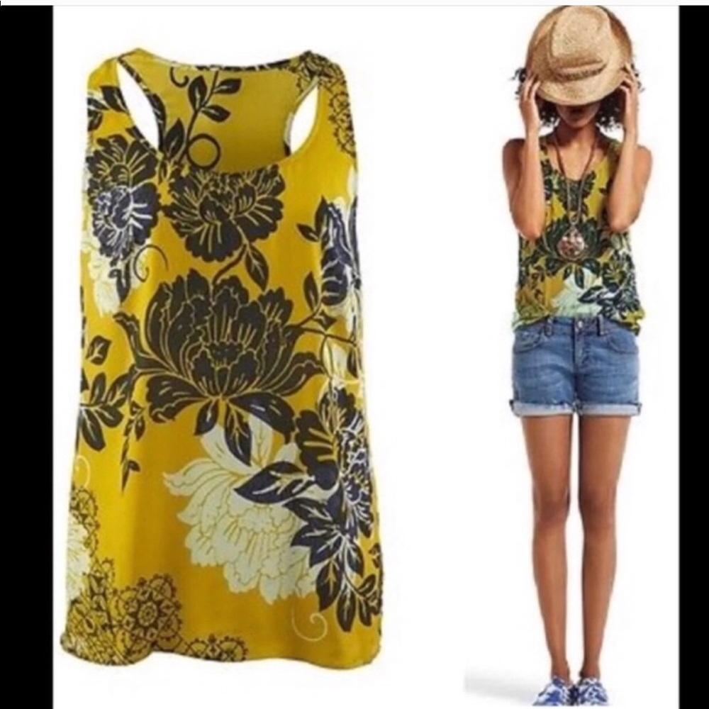 CAbi Bali Floral Tank